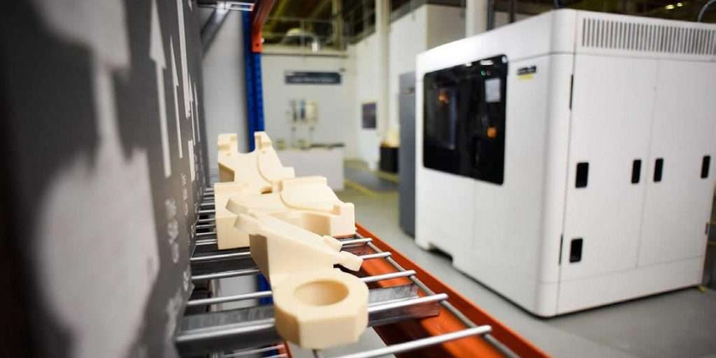Manufacturing Services and Additive Manufacturing