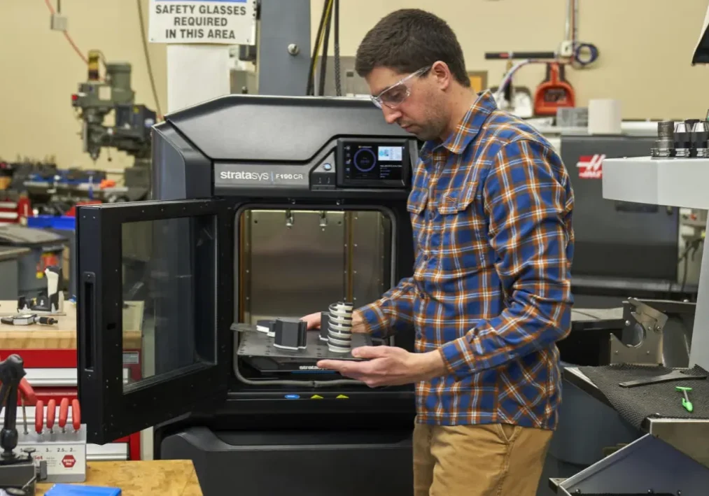Using Stratasys F123CR Stratasys F370CR 3D Printer Trade-in Sale
